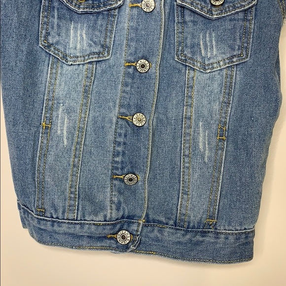 Denim Vest | Jean Button Down Two Chest Pocket Sleeveless Top | Size Medium - Picture 3 of 6